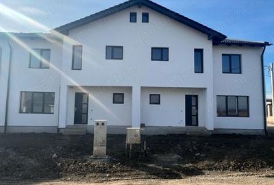 Casă cu 3 camere în Sângeorgiu de Mureș - 1