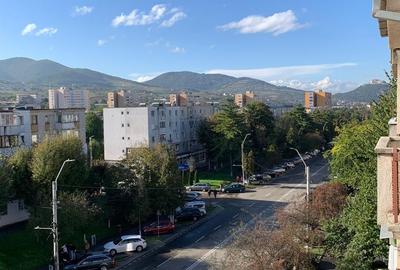 Apartament cu 5 camere în Pietroasa - 9