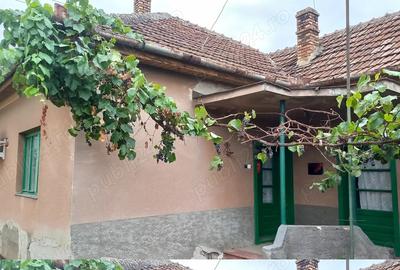 Casă cu 3 camere cu Teren 495 Mp în Central - 2