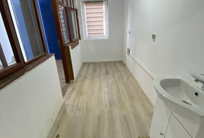 Spațiu comercial, de 80 mp, în UTA - 1