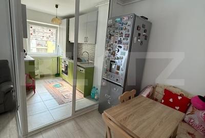 Apartament cu 2 camere semidecomandat, mobilat în Tractorul - 5