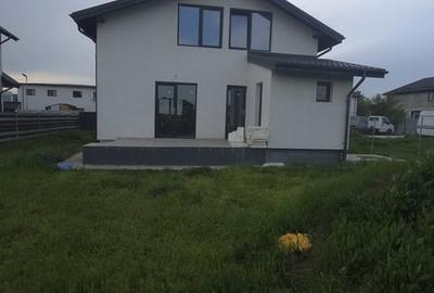 Casă cu 4 camere cu Teren 380 Mp în Berceni - 16
