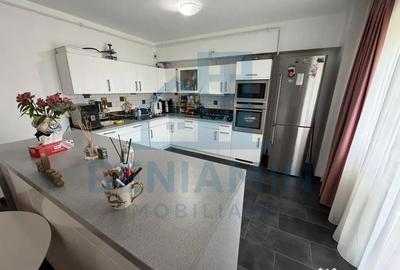 Apartament cu 4 camere decomandat în Nord - 9