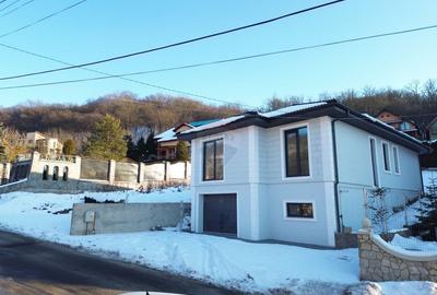 Casă cu 4 camere cu Teren 501 Mp în Central - 2