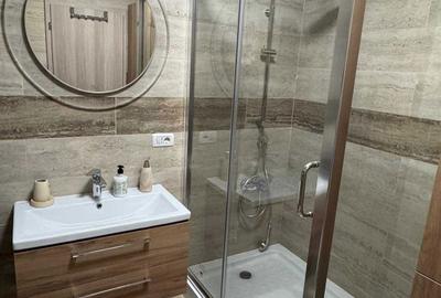 Apartament cu 3 camere decomandat în Central - 3