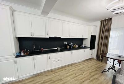 Casă cu 3 camere cu Teren 350 Mp în Central - 2