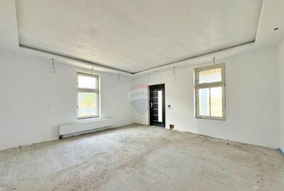 Casă cu 2 camere cu Teren 1199 Mp în Frumușeni - 4