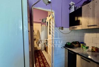 Apartament 3 camere, curte comuna, toate utilitatile, zona Lunei - 10