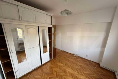 Apartament cu 2 camere decomandat în Decebal - 4
