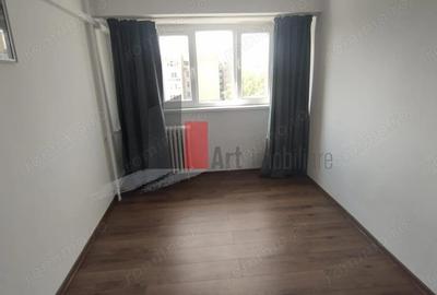 Vanzare apartament decomandat 4 camere Bd. Obregia - Pasajul Europa Unita - 6