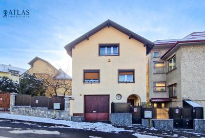 Casa, 3 niveluri, 5 camere, zona Livada Postei - str. Lunga, garaj, parcare