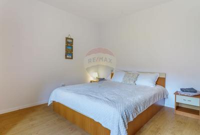 Casă cu 10 camere cu Canalizare în Mărișel - 24