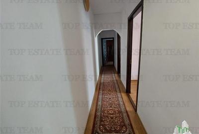 Apartament cu 3 camere decomandat, mobilat în Casa de Cultură - 12