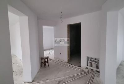 Casă cu 4 camere în Giurgeni - 1