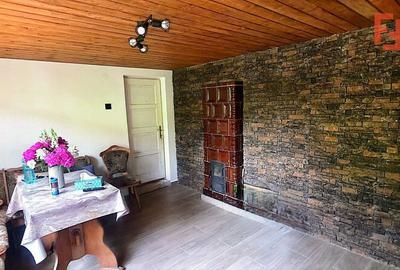 Casă cu 5 camere cu Teren 885 Mp în Ghioroc - 13