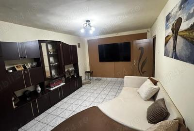 Apartament cu 4 camere decomandat în Soarelui - 6