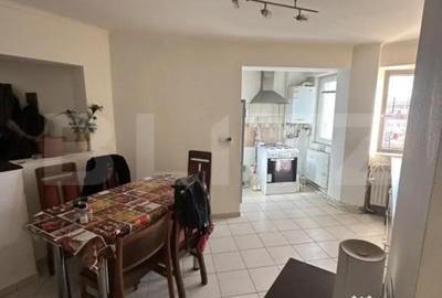Apartament cu 3 camere semidecomandat, mobilat în Micro 16 - 5