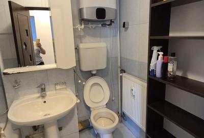 Apartament cu 3 camere decomandat în 1 Mai - 25