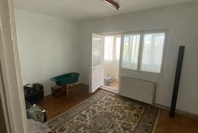 Apartament cu 4 camere decomandat în Micro 16 - 10