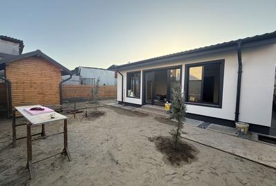 Casă cu 3 camere în Micro 3 - 1