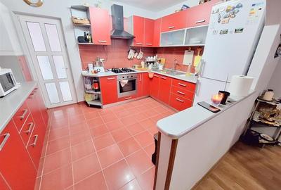 Casă individuală cu 8 camere cu Teren 421 Mp în 9 Mai - 37