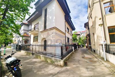 Apartament cu 3 camere în Aviatorilor - 6
