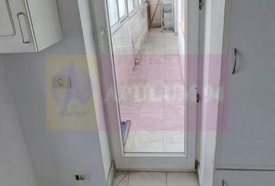 Apartament cu 4 camere în Decebal - 10
