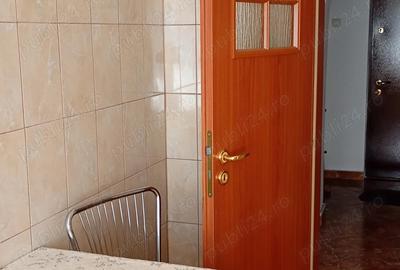 Proprietar vanzare 2 camere zona 13 Septembrie - 5