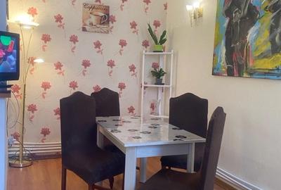 Apartament cu 3 camere semidecomandat în Central - 3