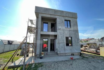 Casă individuală cu 4 camere cu Canalizare în Exterior Sud - 1