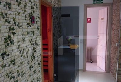 Spatiu comercial de vanzare, 290 mp, zona Micro 3 - 11