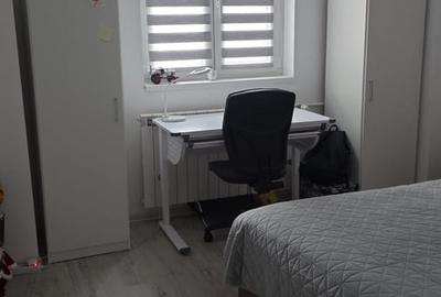 Apartament cu 3 camere decomandat în 13 Septembrie - 12