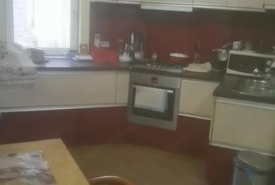 Apartament cu 3 camere semidecomandat în Soarelui - 3