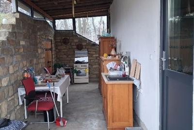 Vând casă nouă din cărămidă  construcție 2015 - 8