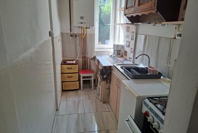 Apartament cu 2 camere decomandat în 7 Noiembrie - 6