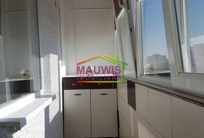 Apartament cu 3 camere semidecomandat în Basarabia