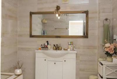 Apartament cu 3 camere semidecomandat în Breazu - 3