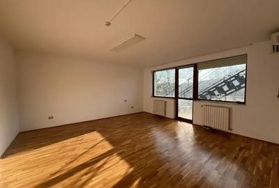 Investitie Casa De Vanzare 11 Camere Militari Metrou-Pacii Curte 600 m - 13