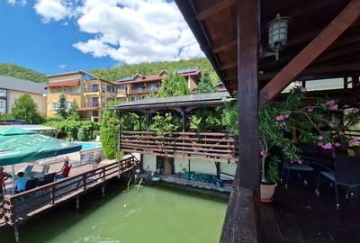 Hotel/Pensiune, de 871 mp, în Eșelnița - 3