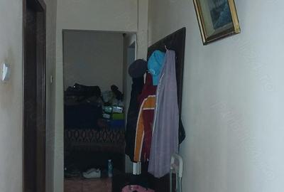 Apartament cu 3 camere semidecomandat în Sud - 2