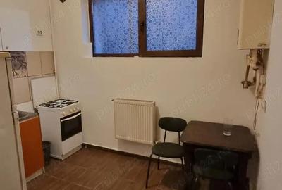 Garsonieră decomandată în Central - 4