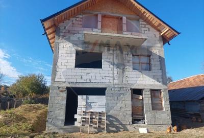 Casă individuală cu 5 camere cu Garaj în Căiuți - 12