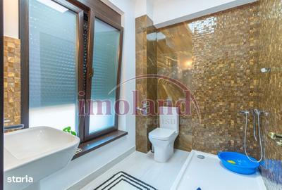 Casă cu 4 camere în Central - 17