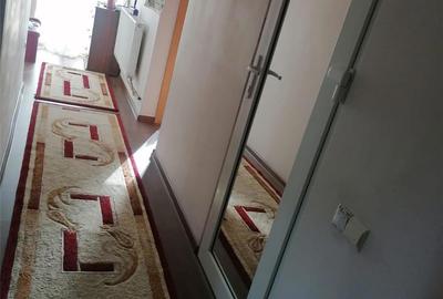 Casă cu 6 camere cu Teren 500 Mp în Central - 1