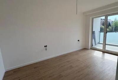 Apartament cu 3 camere decomandat în Săsar - 6