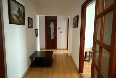 Apartament cu 4 camere decomandat în Central - 5