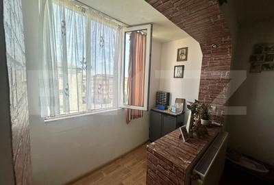 Apartament 3 camere de vanzare - Zona Kogalniceanu, Sebes - Etaj 4 - 7