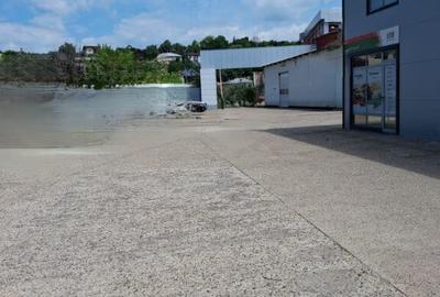Spațiu comercial, de 590 mp, în Zona industrială - 5