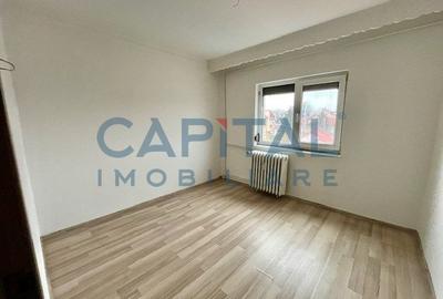 Apartament cu 3 camere semidecomandat în Central - 11