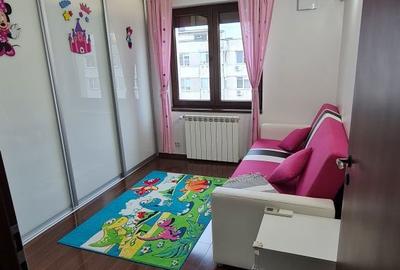Apartament cu 3 camere decomandat în Berceni - 8